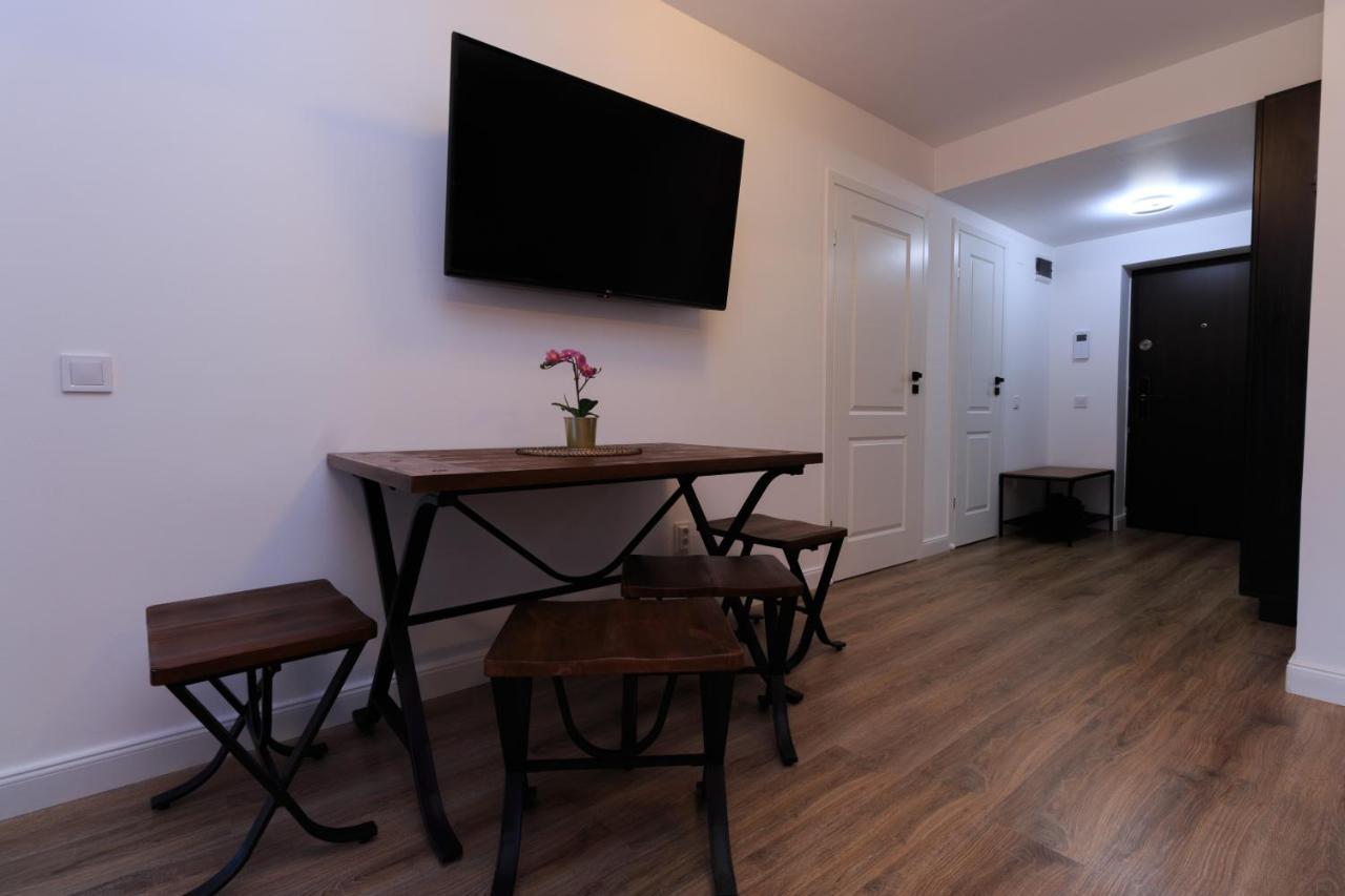 Best View Ap With Parking And 2 Bathrooms Sinaia Exterior foto