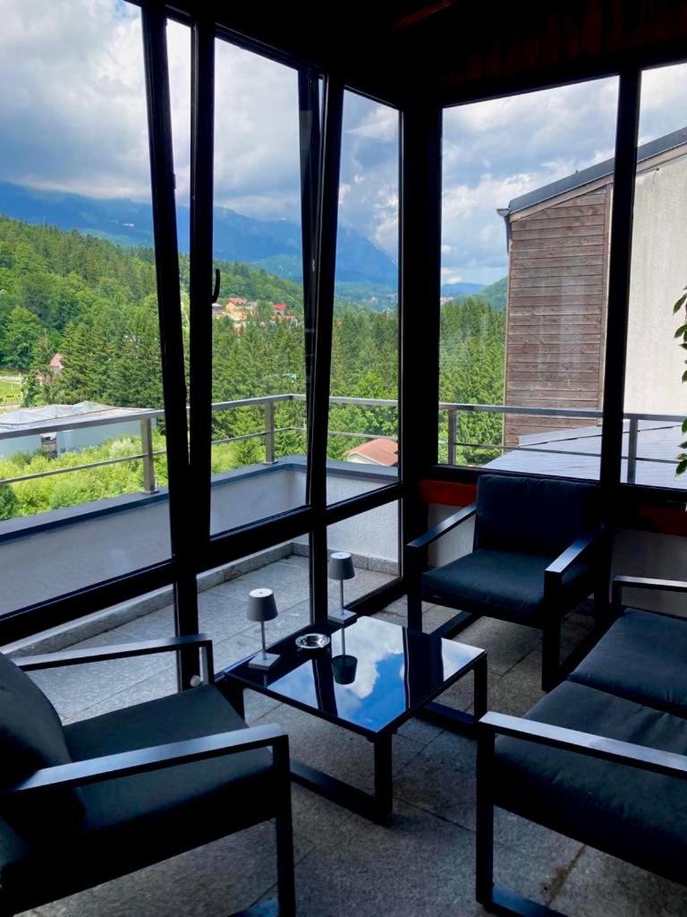 Best View Ap With Parking And 2 Bathrooms Sinaia Exterior foto